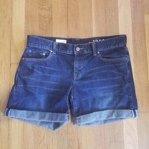GAP Sexy Boyfriend Shorts Rolled Cuffed 5" Inseam Dark Wash Size 4 / 27
